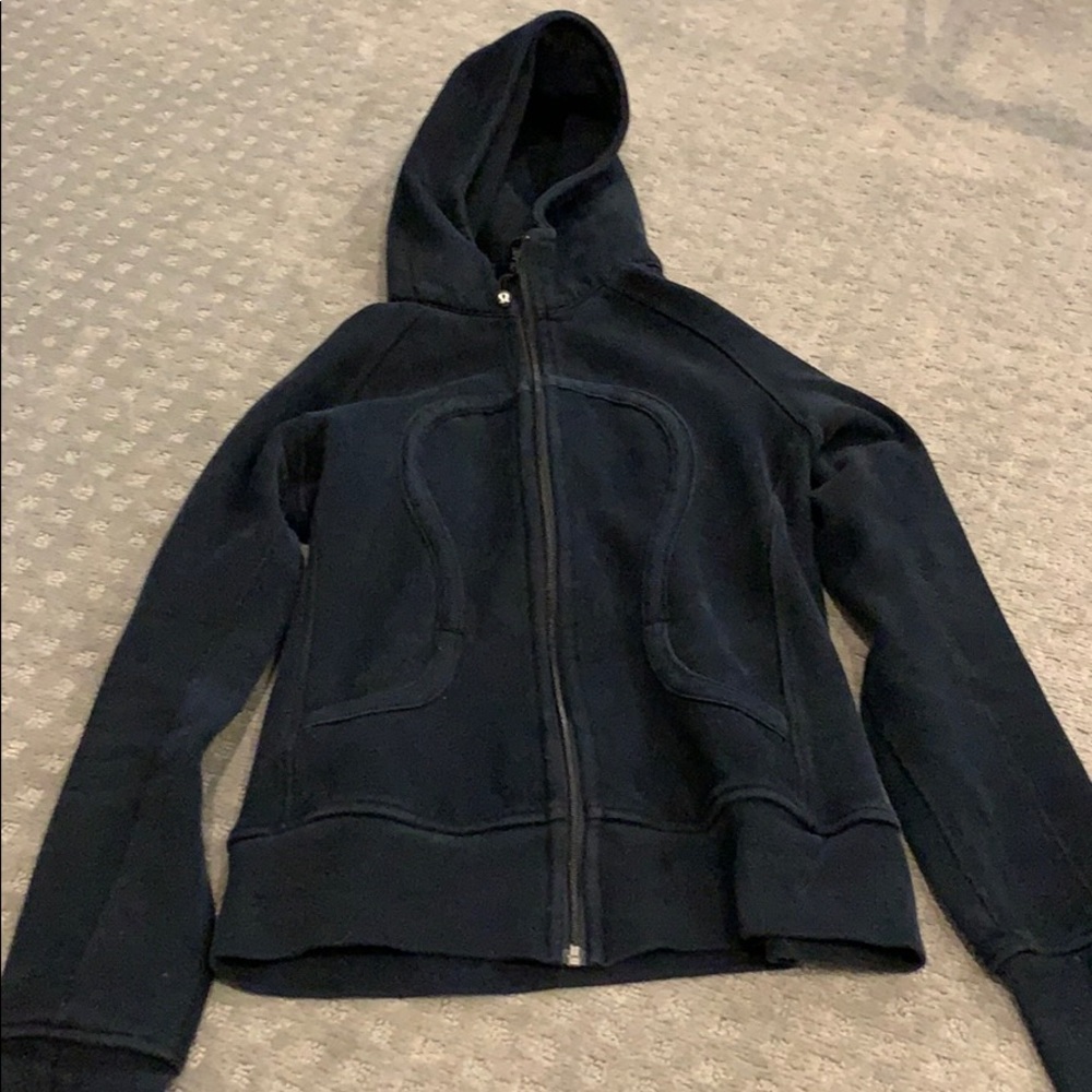 Lululemon black zip up sweatshirt